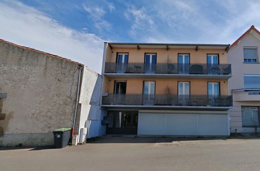 Casa de lujo en Les Martres-de-Veyre, Puy de Dome