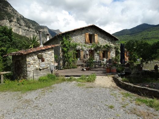 Casa di lusso a La Tour, Alpi Marittime