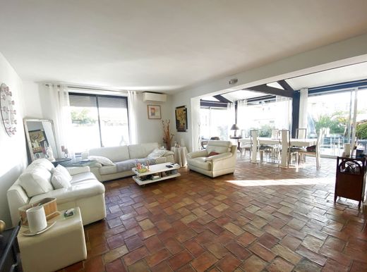 Luxury home in La Seyne-sur-Mer, Var