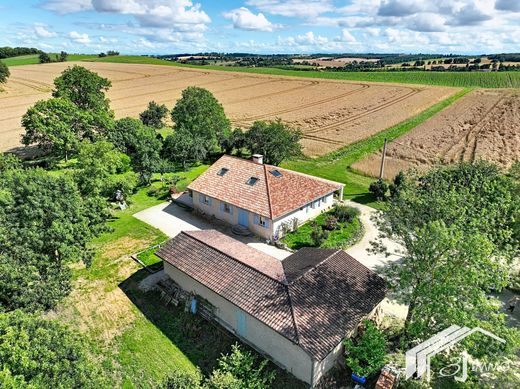 Maison de luxe à Escornebœuf, Gers