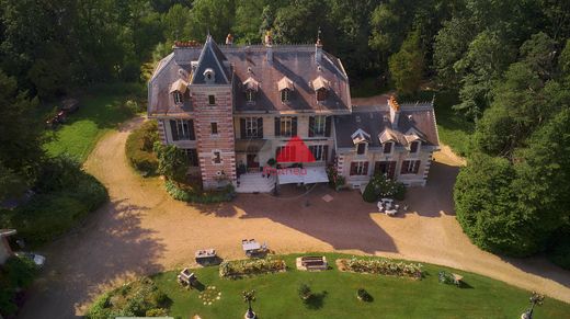 Castle in Asnans-Beauvoisin, Jura