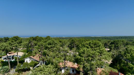 Villa in Lège-Cap-Ferret, Gironde