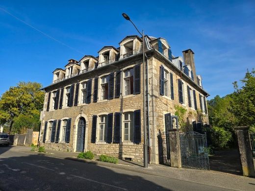 Luxus-Haus in Salies-de-Béarn, Pyrénées-Atlantiques