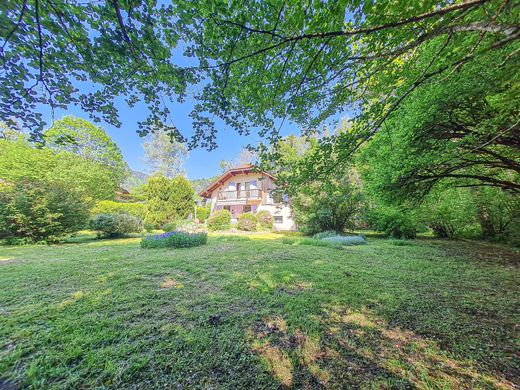 Luxury home in Boëge, Haute-Savoie