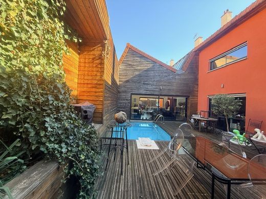 Loft in Roanne, Loire