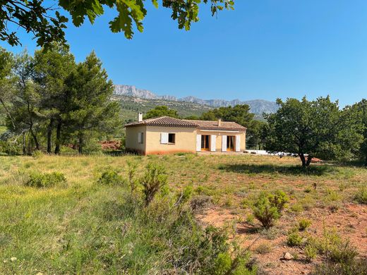 豪宅  Rousset, Bouches-du-Rhône