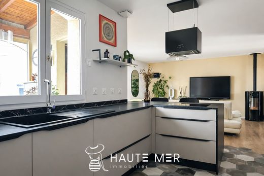 Luxury home in Les Sables-d'Olonne, Vendée