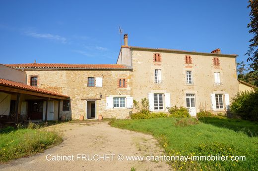 Luxury home in Chantonnay, Vendée