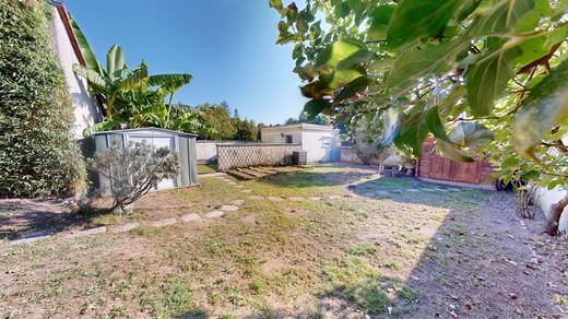 Πολυτελή κατοικία σε Amboise, Indre-et-Loire