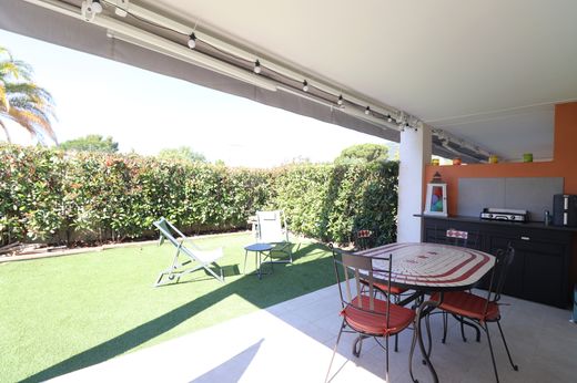Apartment in Cavalaire-sur-Mer, Var