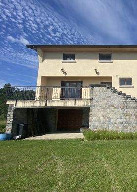 Luxury home in Soucieu-en-Jarrest, Rhône