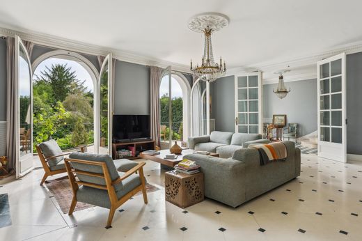 Luxury home in Versailles, Yvelines