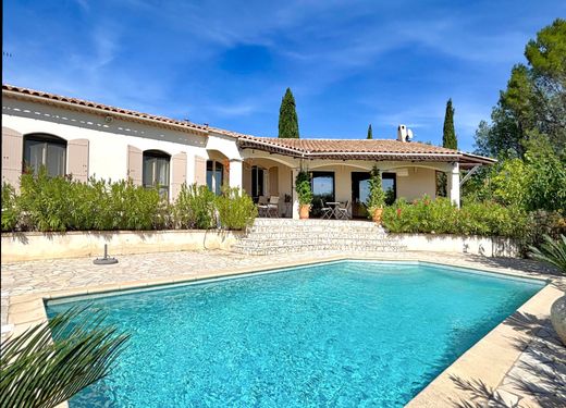 Uzès, Gardの高級住宅