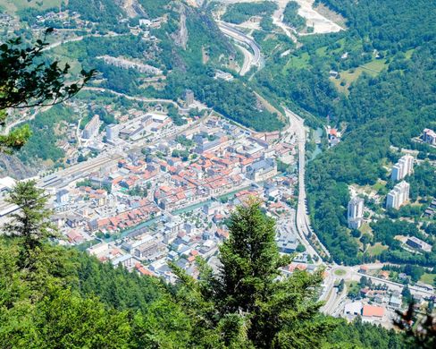 Casa di lusso a Moûtiers, Savoia