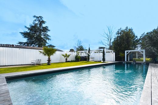 Luxury home in Bègles, Gironde