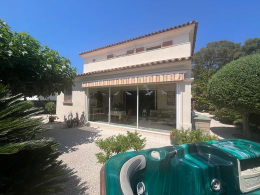 Saint-Raphaël, Varの高級住宅