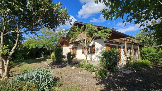 Luxury home in Douvaine, Haute-Savoie