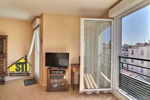 Apartamento - Malakoff, Hauts-de-Seine