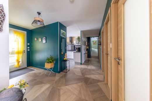 Casa de lujo en Velaine-en-Haye, Meurthe y Mosela