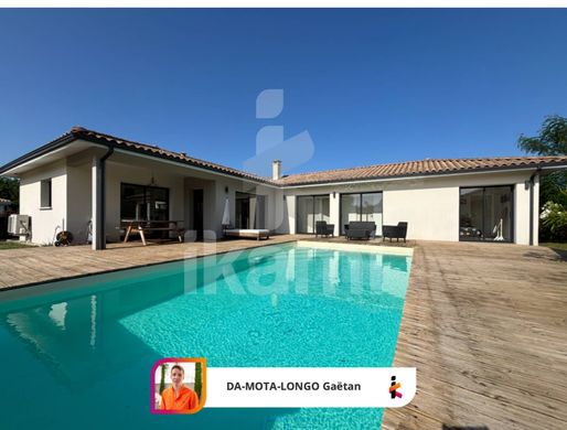 Luxury home in Salles, Gironde