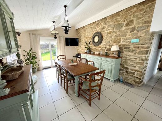 Luxury home in Ploeren, Morbihan