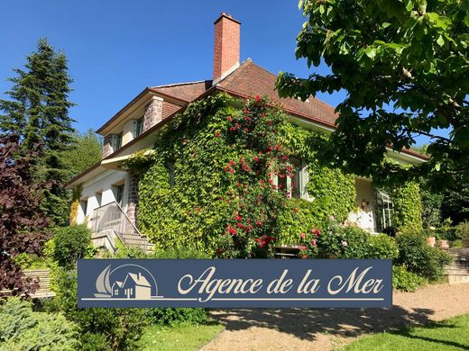 Luxury home in Touques, Calvados