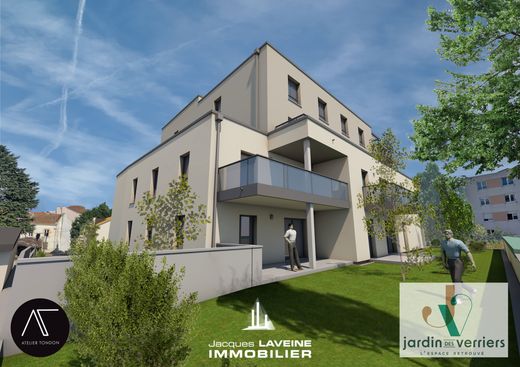 Piso / Apartamento en Metz, Mosela