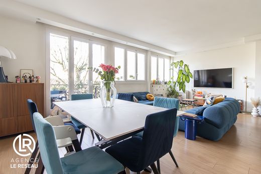Appartamento a Neuilly-sur-Seine, Hauts-de-Seine