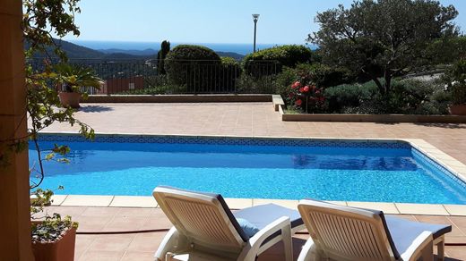Villa a La Londe-les-Maures, Var