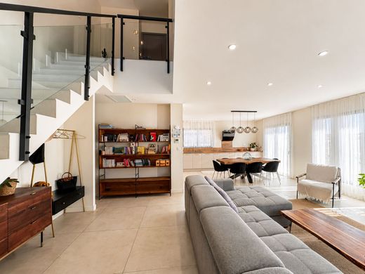 Luxury home in Narbonne, Aude