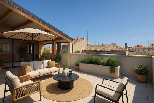 Nîmes, Gardのアパートメント