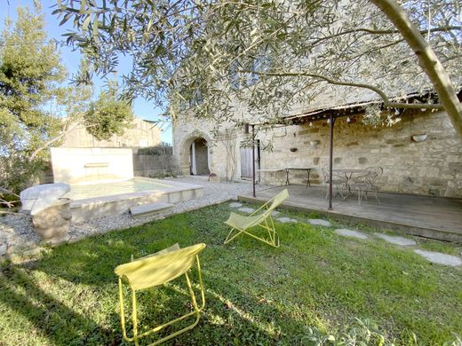 Maison de luxe à Uzès, Gard