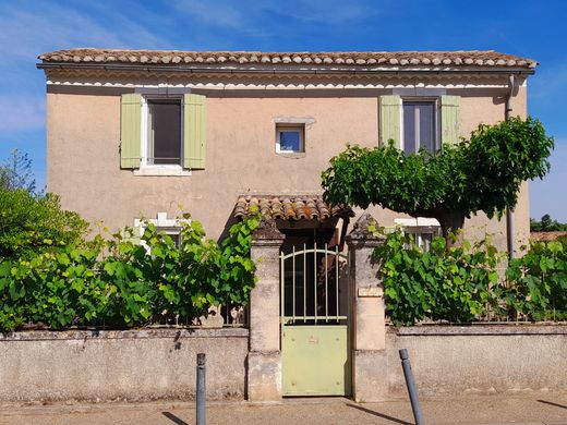 Luxury home in Maubec, Vaucluse