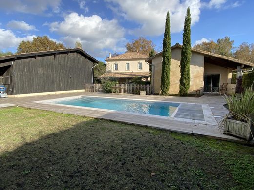 Luxury home in Louchats, Gironde