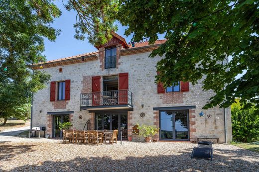 Luxury home in Lauzerte, Tarn-et-Garonne
