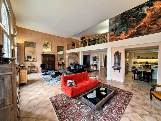 Duplex in Hyères, Var