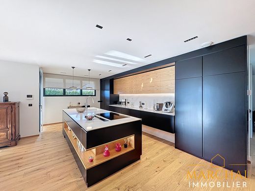 Luxury home in La Maxe, Moselle