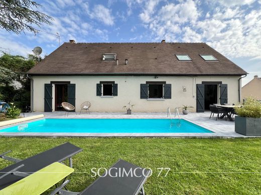 Maison de luxe à Villevaudé, Seine-et-Marne
