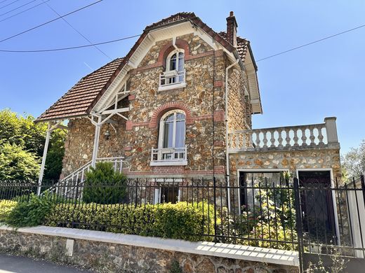 Luxury home in Vaires-sur-Marne, Seine-et-Marne