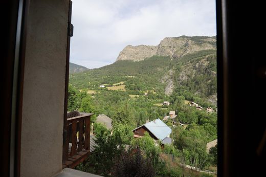 Maison de luxe à Villars-Colmars, Alpes-de-Haute-Provence