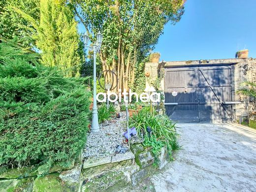 Luksusowy dom w Saint-Genis-de-Saintonge, Charente-Maritime