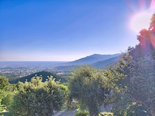 Luksusowy dom w la Roca d'Albera, Pyrénées-Orientales