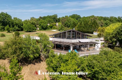 Luxury home in Bouliac, Gironde
