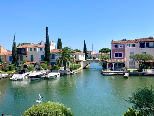 Casa de luxo - Port Grimaud, Var
