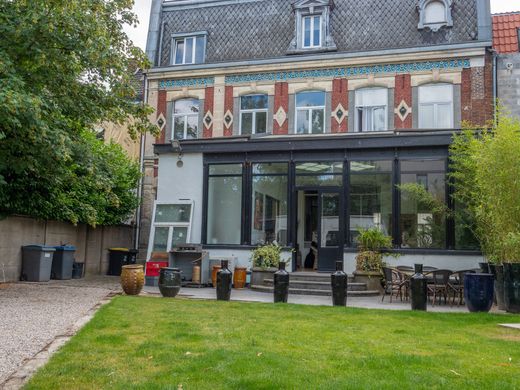 Casa di lusso a Templeuve-en-Pévèle, North