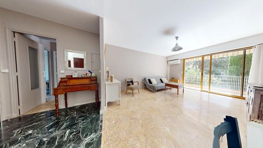 Appartement à Sainte-Maxime, Var