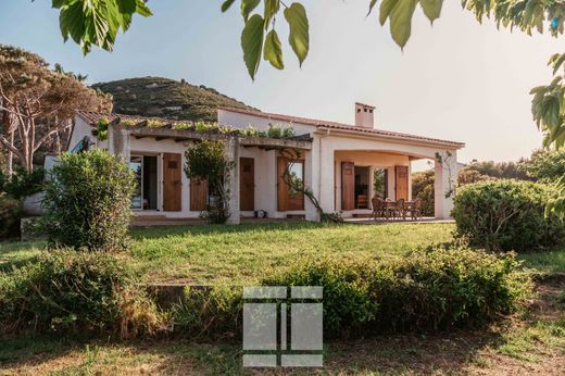 Calcatoggio, South Corsicaの高級住宅
