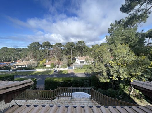 Villa in Pyla sur Mer, Gironde
