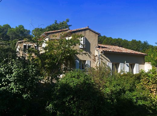 Villa in Le Beaucet, Vaucluse