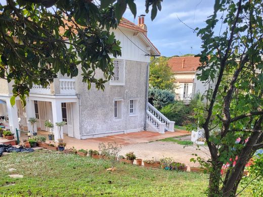 Luksusowy dom w Sanary-sur-Mer, Var